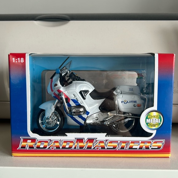 Road Masters police motorcycle model - Picture 1 of 6